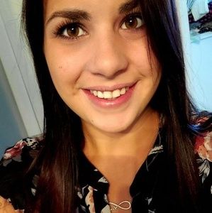 Meet your Posher, Megan-alexandra